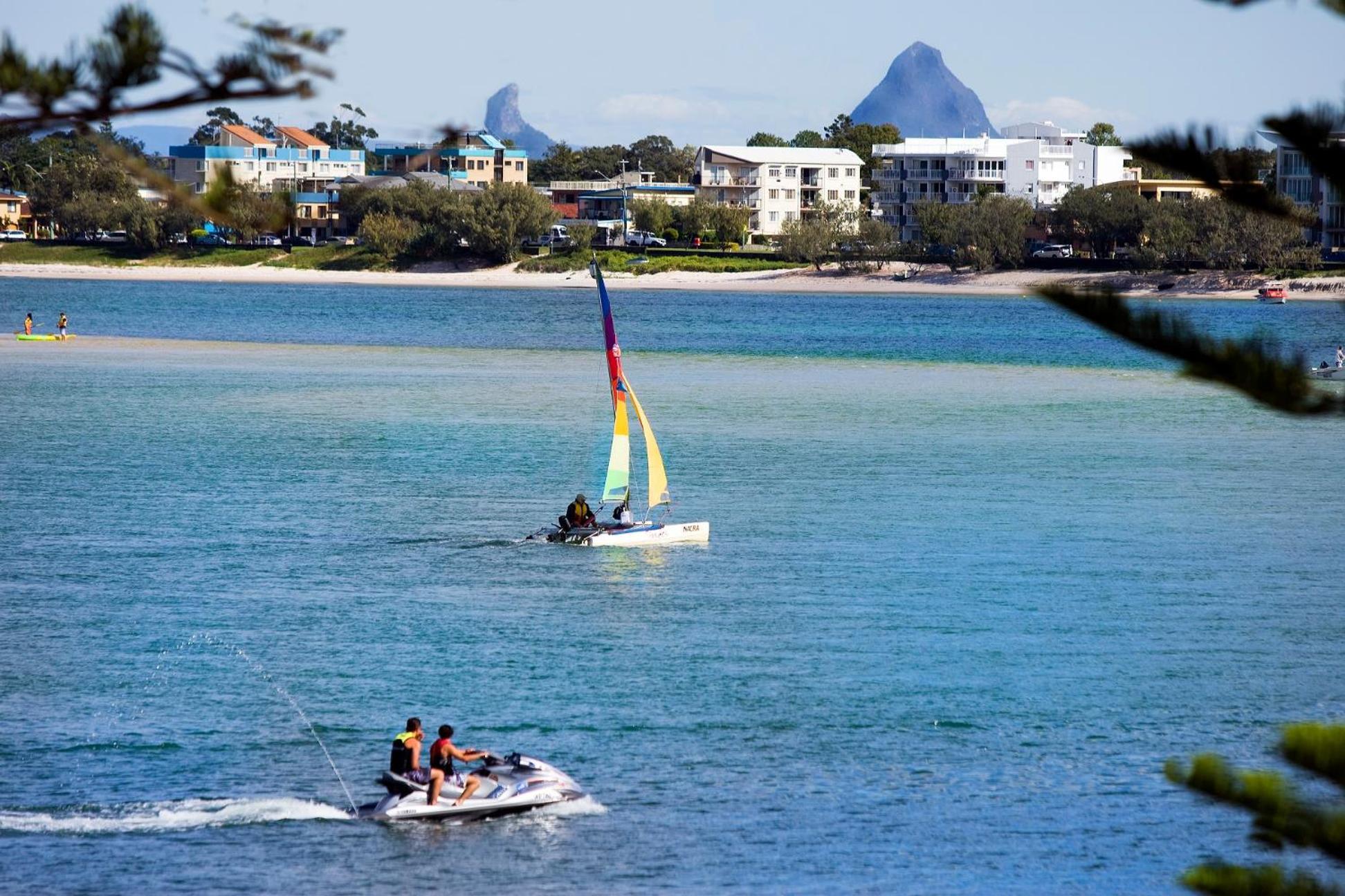 Rumba Beach Resort Калаундра Екстер'єр фото Mooloolaba Bay