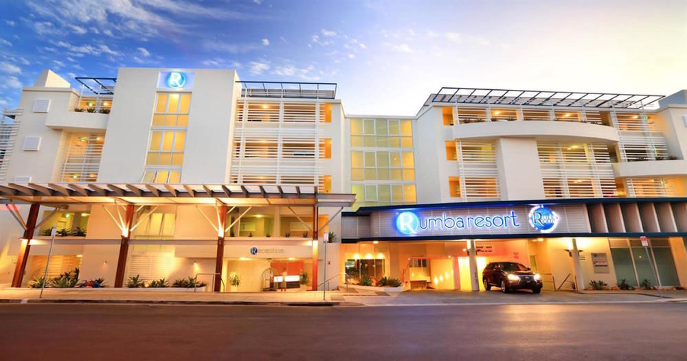 Rumba Beach Resort Калаундра Екстер'єр фото Intercourt Hotel